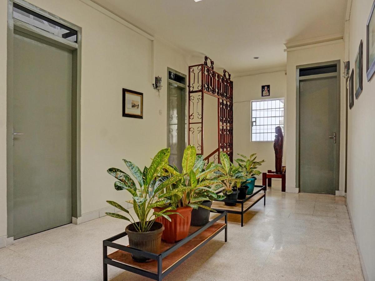 Hôtel Oyo 91658 Luci'S House à Jakarta Extérieur photo