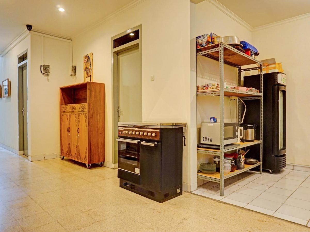 Hôtel Oyo 91658 Luci'S House à Jakarta Extérieur photo